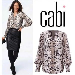 CAbi 3759 Serpentine Snake Print Blouse Long Sleeves Wide Cuff Chiffon Sz Medium